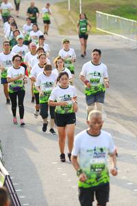 BIB: 1270
                            <button type="button" onclick="openModal(3550443)" class="btn btn-primary btn-sm float-right btn-popup" data-toggle="modal" data-target=".modal-high-quality">
                        <i class="fas fa-shopping-cart"></i> Add to Cart
                    </button>
                                            <button type="button" onclick="isThisMe(3550443, true)" class="btn btn-success btn-sm float-right btn-popup btn-isme hidden" data-toggle="tooltip" data-placement="bottom" title="นี่คือรูปของคุณใช่ไหม คลิกที่นี่เพื่อเอาเข้าอัลบั้ม">
                        <i class="fas fa-plus"></i> Add to album
                    </button>
                    <button type="button" onclick="isThisMe(3550443, false)" class="btn btn-warning btn-sm float-right btn-popup btn-isnotme hidden">
                        <i class="fas fa-ban"></i> Remove from album
                    </button>